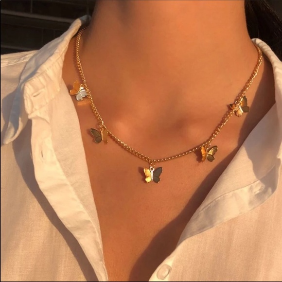 Jewelry - Gorgeous Butterfly Necklace
